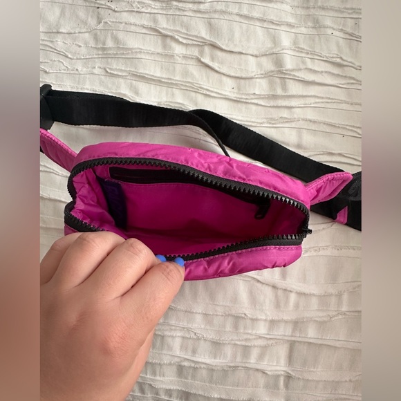 Baggu Puffy Fanny Pack - Picture 2 of 3